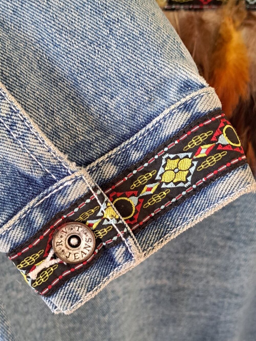 Vtg Aztec Southwestern Womens 3XL Feather Trim Denim Jacket Embroidery Hong Kong - Picture 5 of 11